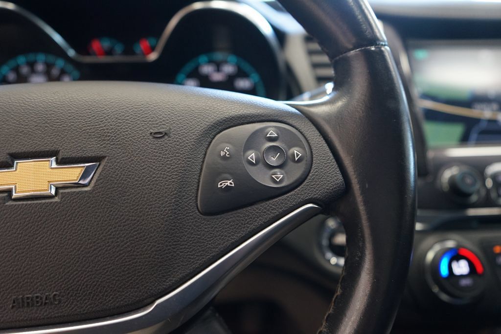 Used 2015 Chevrolet Impala LT FWD image 30