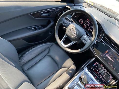 Used 2020 Audi Q8 Prestige AWD/4WD image 22