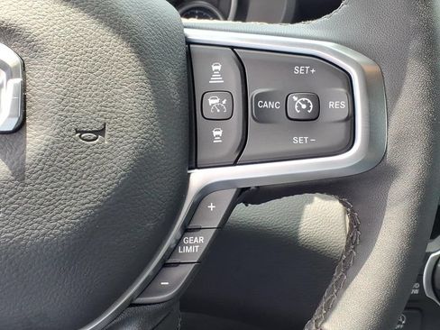 Used 2026 RAM 1500 Big Horn AWD/4WD image 9