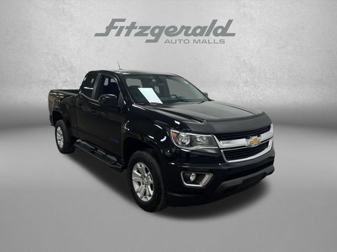 Used 2019 Chevrolet Colorado LT w/ LT Convenience Package RWD image 9