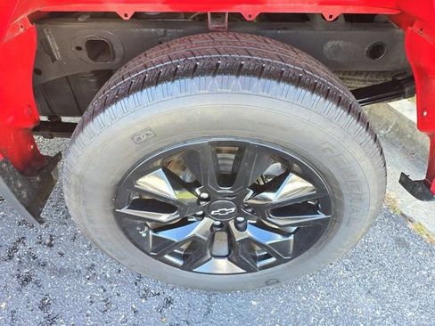 Used 2022 Chevrolet Silverado 1500 Custom image 12