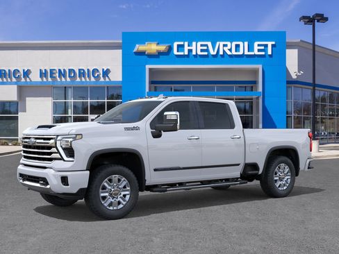 New 2026 Chevrolet Silverado 2500 High Country w/ High Country Premium Package AWD/4WD image 3