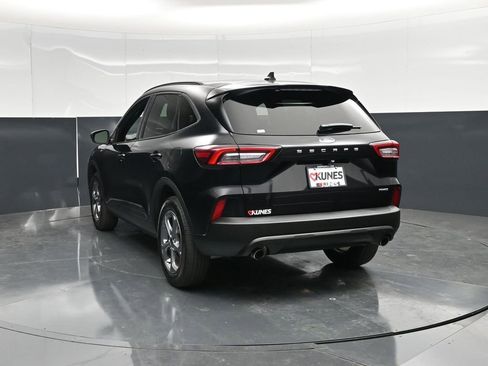 Certified 2025 Ford Escape ST-Line AWD/4WD image 8
