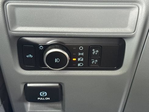 Used 2023 Ford F150 XLT AWD/4WD image 40