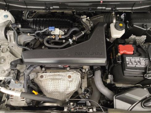 Used 2020 Nissan Rogue SV AWD/4WD image 30