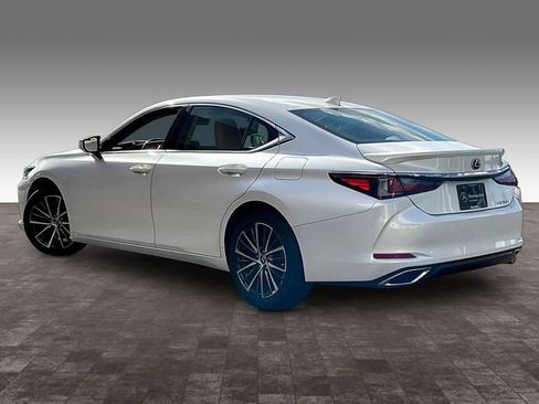 Used 2022 Lexus ES 350 w/ Premium Package FWD image 4