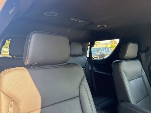 Used 2021 Chevrolet Tahoe LT image 33