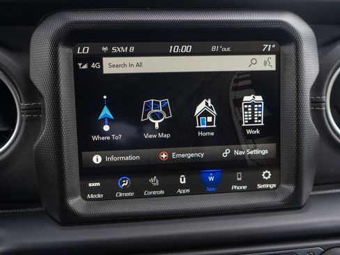 Used 2023 Jeep Wrangler Unlimited Sahara w/ Cold Weather Group AWD/4WD image 18