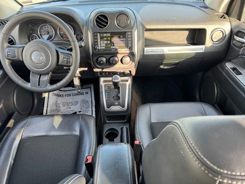 Used 2014 Jeep Compass Latitude w/ Sun/Sound Group image 14