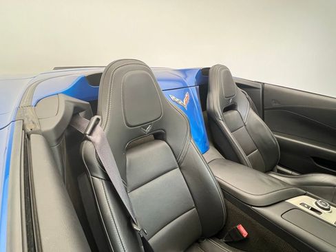 Used 2014 Chevrolet Corvette Stingray Convertible w/ 2LT Preferred Equipment Group image 12