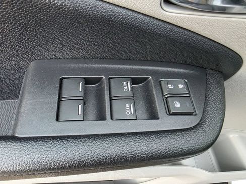 Used 2017 Honda Pilot EX-L image 12