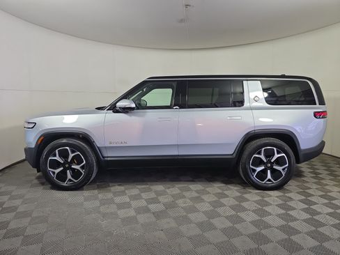 Used 2024 Rivian R1S Adventure AWD/4WD image 2