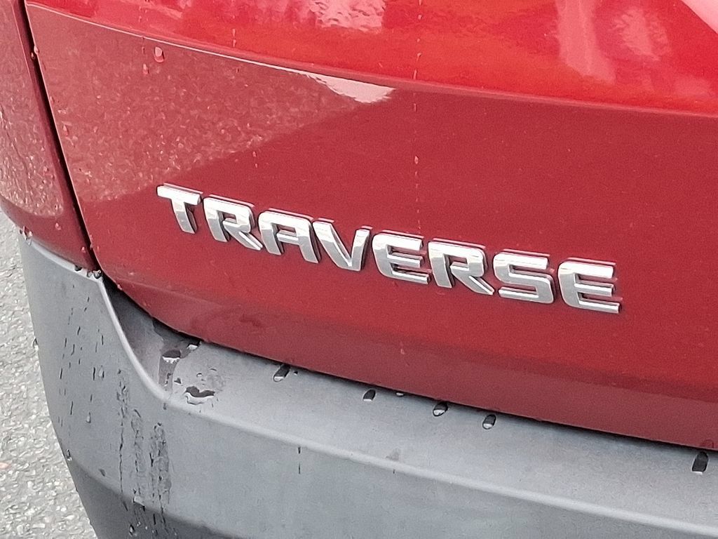 Certified 2021 Chevrolet Traverse LT FWD image 32
