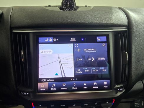 Used 2022 Maserati Levante GT image 8