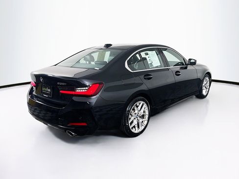 Used 2025 BMW 330i Sedan image 9