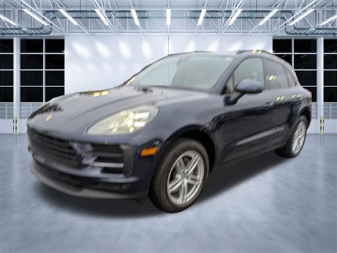 Used 2019 Porsche Macan w/ Premium Package Plus image 8