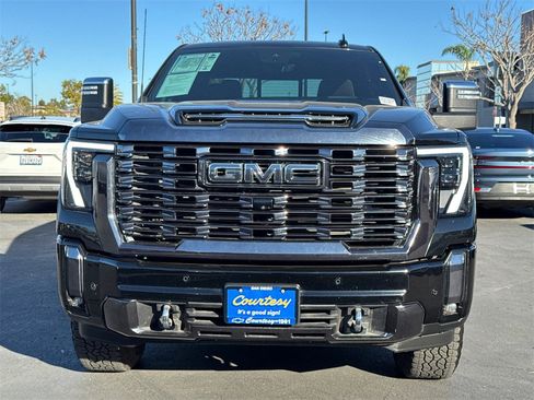 Used 2024 GMC Sierra 3500 Denali Ultimate image 7