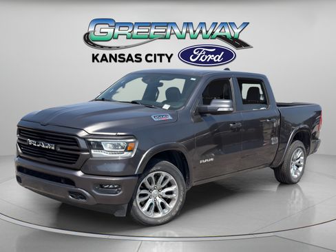 Used 2022 RAM 1500 Laramie w/ Sport Appearance Package AWD/4WD image 3