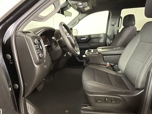 Used 2023 Chevrolet Silverado 1500 Custom w/ Rally Edition AWD/4WD image 13