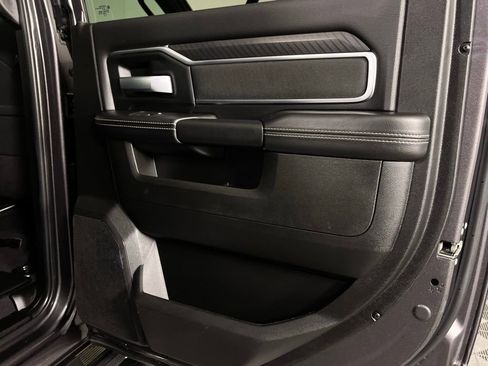 Used 2025 RAM 2500 Big Horn image 29