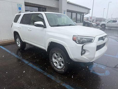 Certified 2021 Toyota 4Runner SR5 Premium w/ Moonroof Package image 8