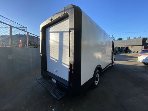 Used 2024 Chevrolet Brightdrop 600 w/ Commercial Equipment Package AWD/4WD image 6