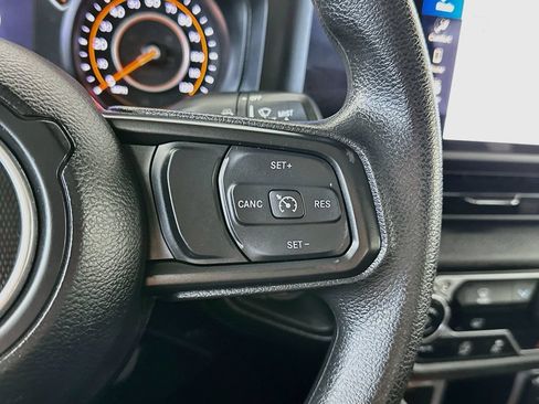 Used 2024 Jeep Gladiator Sport AWD/4WD image 25