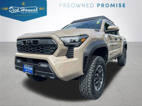 Used 2026 Toyota Tacoma TRD Off-Road AWD/4WD image 1