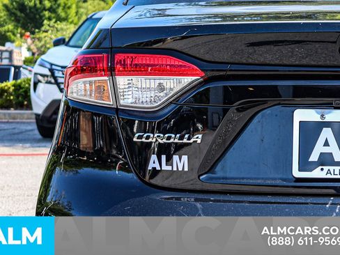 Used 2023 Toyota Corolla LE image 13