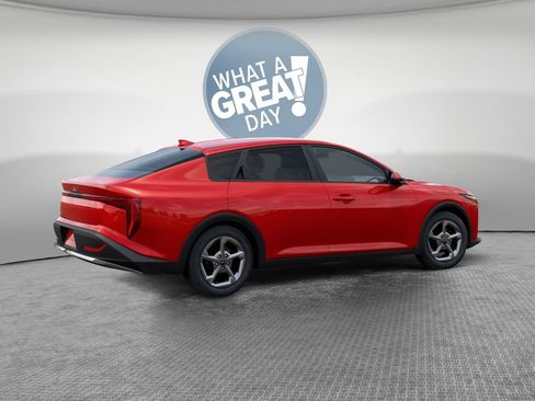 New 2026 Kia K4 FWD image 6