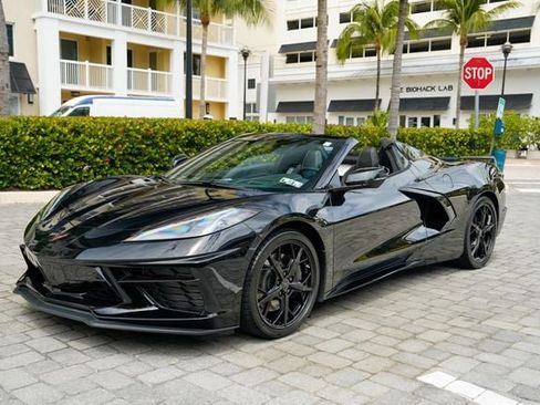 Used 2020 Chevrolet Corvette Stingray Premium Conv w/ 3LT Preferred Equipment Group RWD image 9