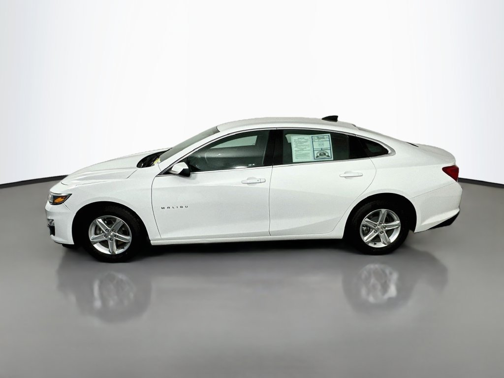 Used 2023 Chevrolet Malibu LS w/ Driver Confidence Package FWD image 4
