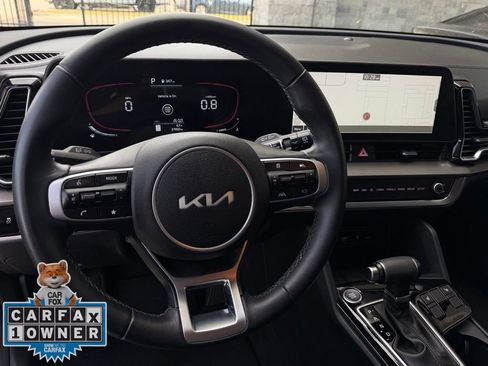 Used 2023 Kia Sportage EX image 11