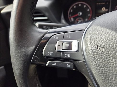 Used 2020 Volkswagen Passat 2.0T SE image 37