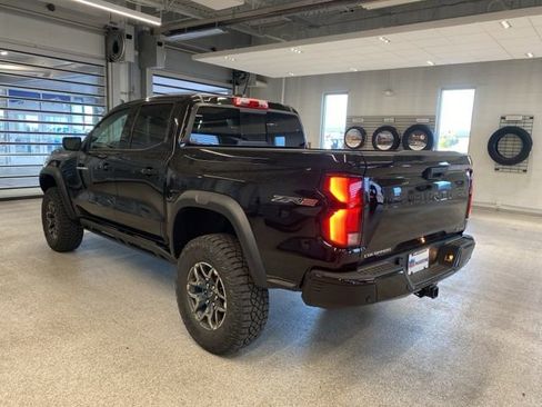 New 2026 Chevrolet Colorado ZR2 w/ Technology Package AWD/4WD image 8