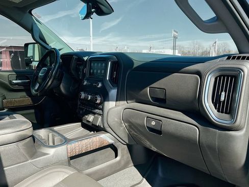 Used 2021 GMC Sierra 3500 Denali w/ Denali Black Diamond Edition image 40