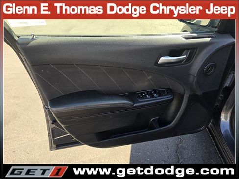 Used 2020 Dodge Charger SXT w/ Blacktop Package image 22