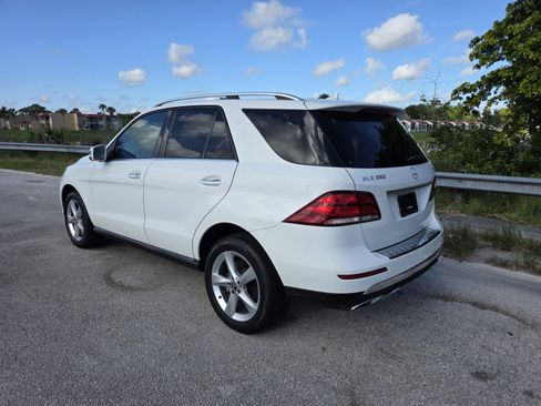 Used 2017 Mercedes-Benz GLE 350 4MATIC image 2