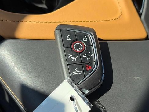 Used 2022 Chevrolet Corvette Stingray Premium Conv w/ Z51 Performance Package RWD image 20