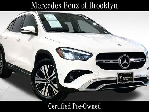 Certified 2026 Mercedes-Benz GLA 250 4MATIC image 1