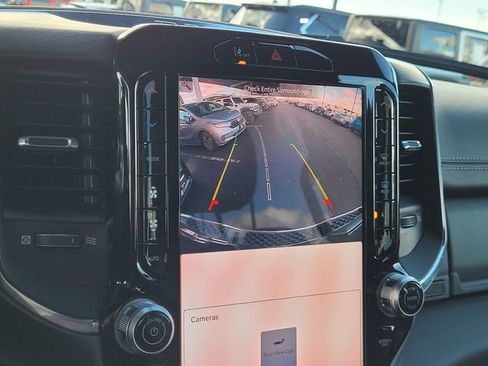 Certified 2025 RAM 1500 Laramie AWD/4WD image 10