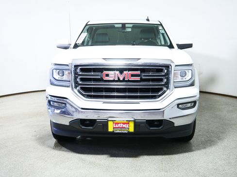 Used 2019 GMC Sierra 1500 SLE w/ SLE Value Package AWD/4WD image 2