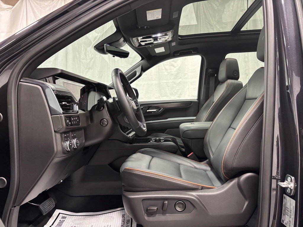 Used 2026 GMC Yukon XL AT4 w/ AT4 Premium Package AWD/4WD image 14