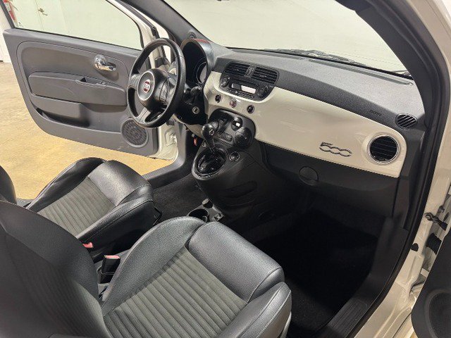 Used 2015 FIAT 500 Turbo w/ Comfort/Convenience Group FWD image 23