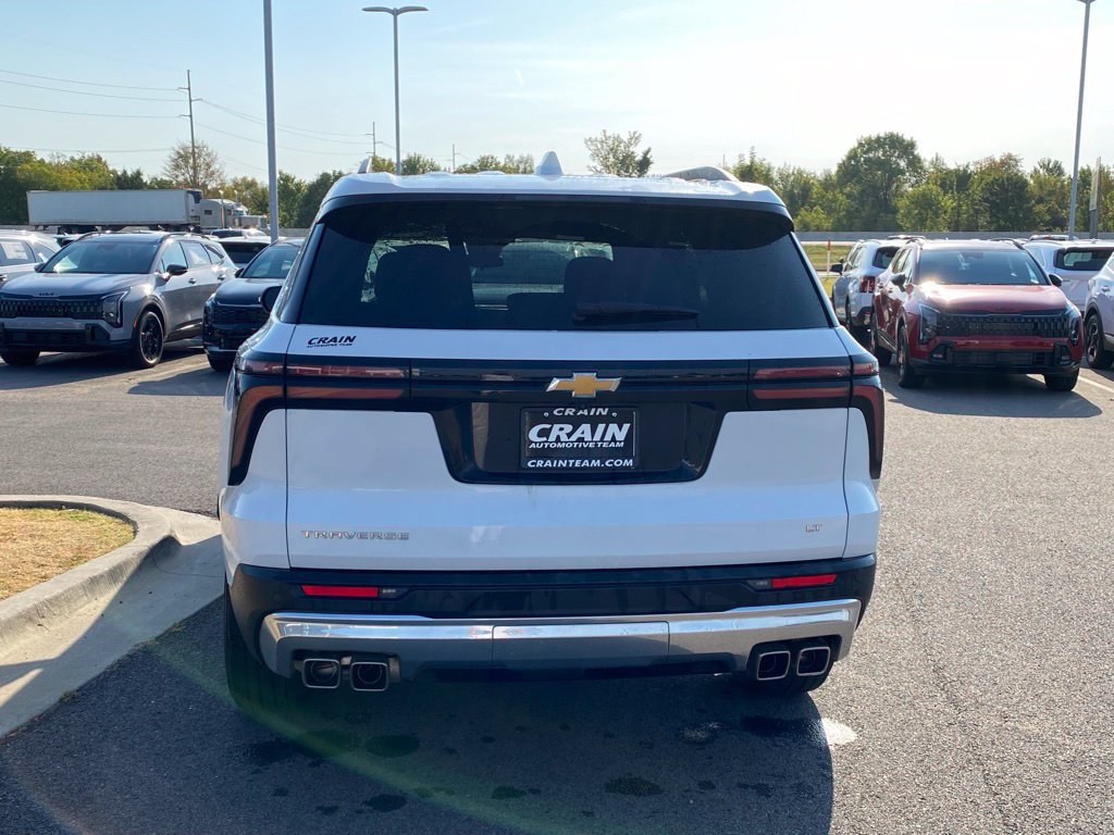 Used 2024 Chevrolet Traverse LT FWD image 6
