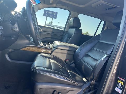 Used 2017 GMC Yukon Denali w/ Open Road Package AWD/4WD image 17
