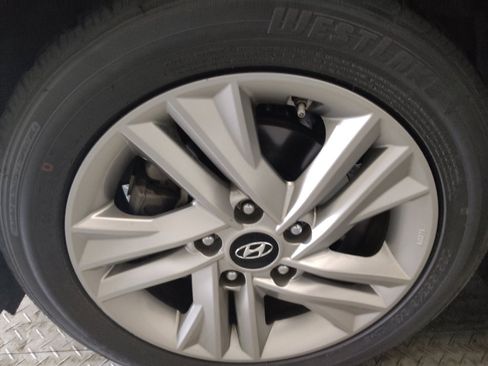 Used 2020 Hyundai Elantra SEL w/ Convenience Package (C2) FWD image 31
