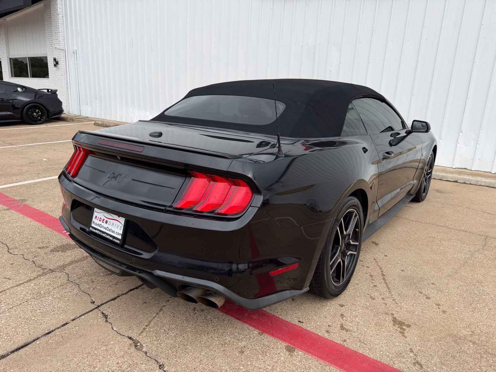 Used 2020 Ford Mustang GT Premium RWD image 7