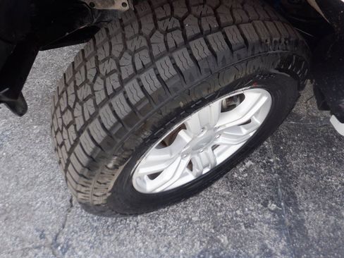 Used 2021 Ford Ranger XL w/ Equipment Group 101A High AWD/4WD image 12