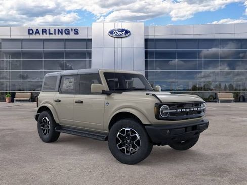 New 2026 Ford Bronco Outer Banks AWD/4WD image 7